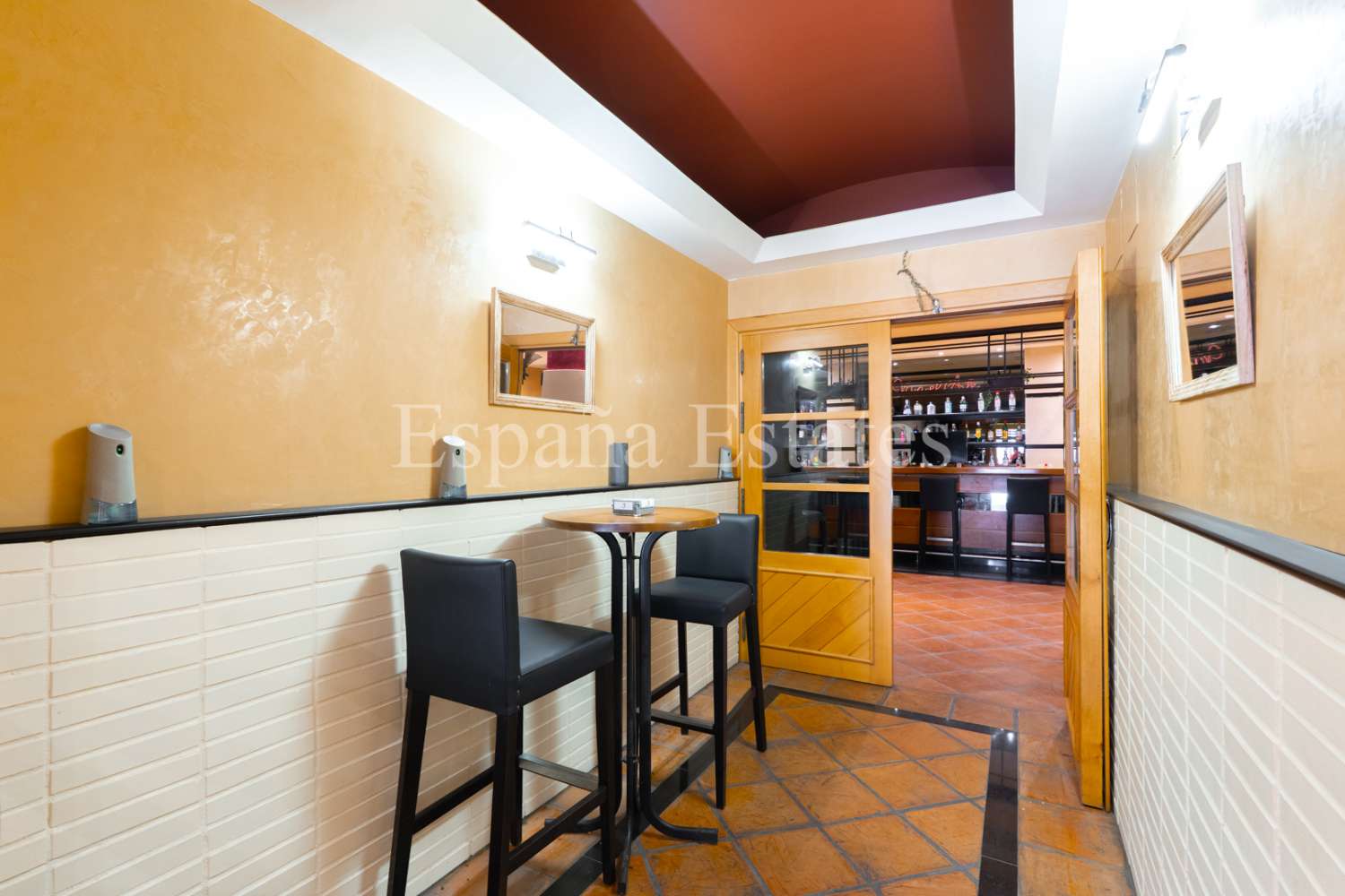 ¡Local/Bar en el centro!