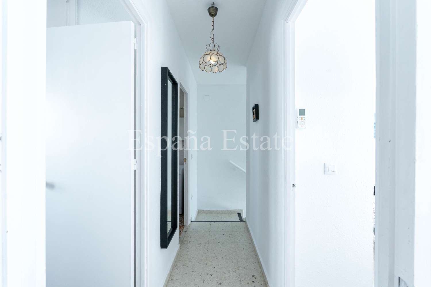 Adosado con vistas al mar y piscina