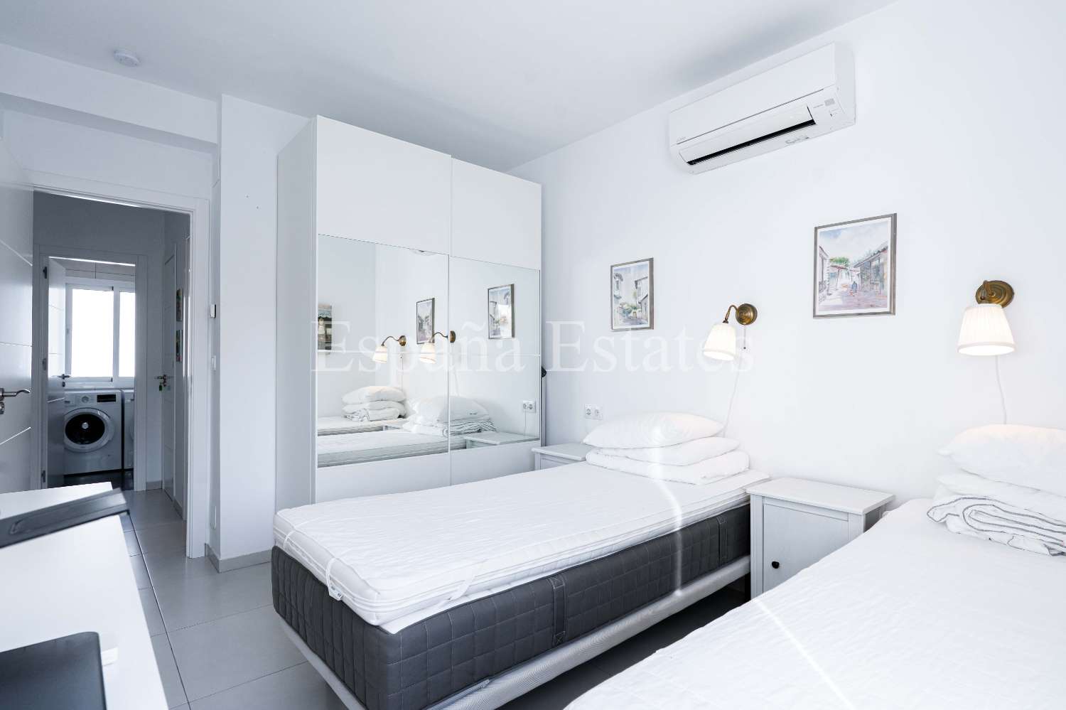 ¡Vida moderna en el corazón de Nerja!