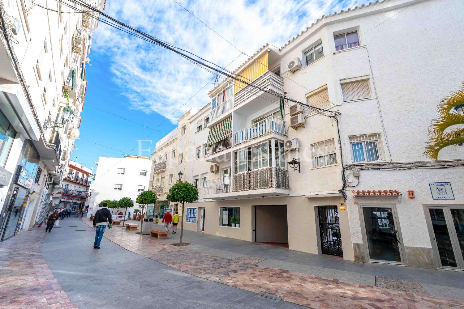 ¡Vida moderna en el corazón de Nerja!