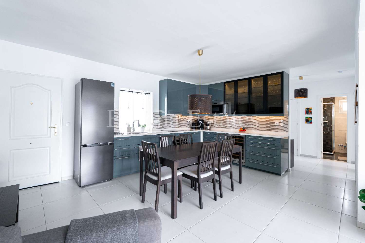 ¡Vida moderna en el corazón de Nerja!