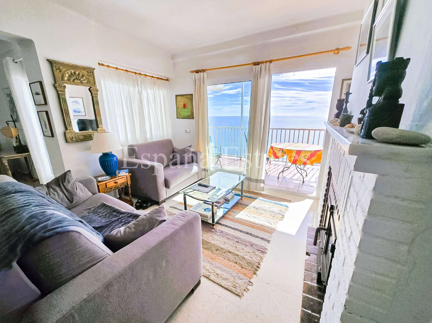 Lägenhet i första strandlinjen!