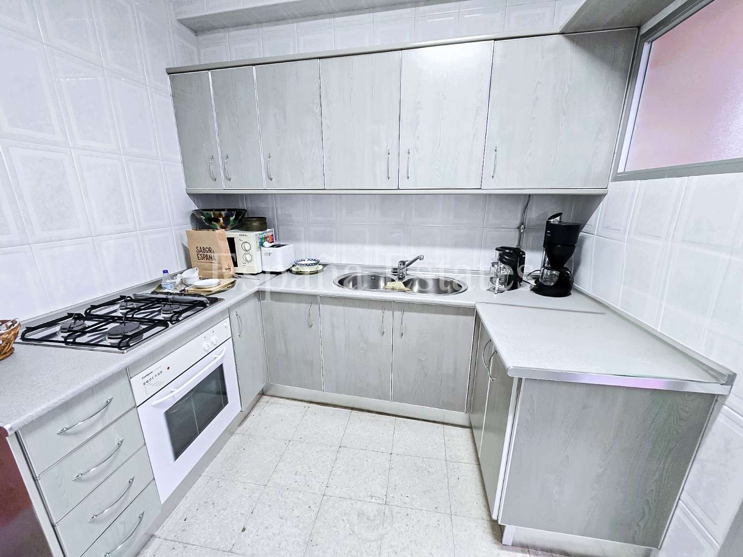 Lägenhet i första strandlinjen!