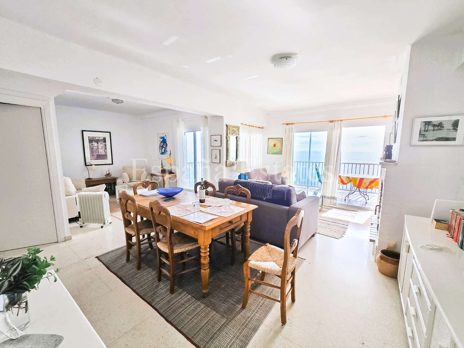 Lägenhet i första strandlinjen!