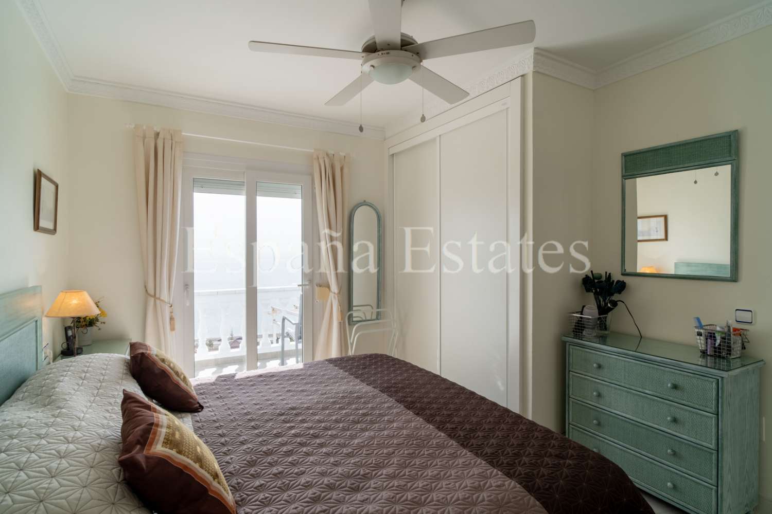 Panoramic seaview!
