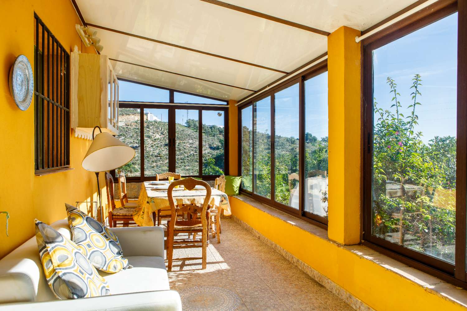 Rustic villa with seaview!