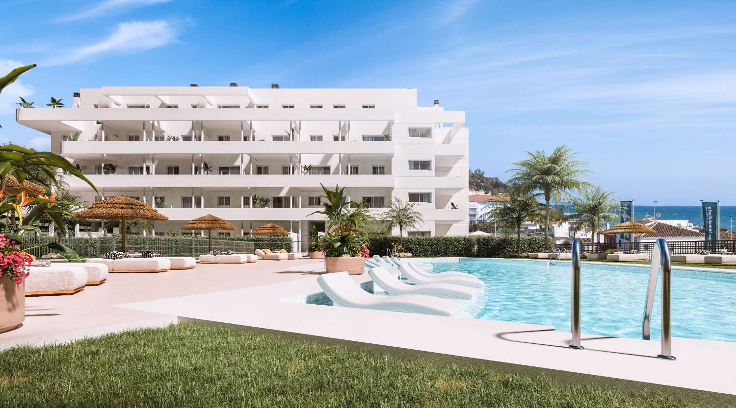 Seaview, pool and close to beach!