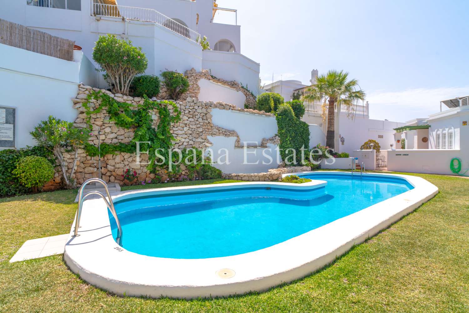 Gran terraza, vistas al mar y piscina!