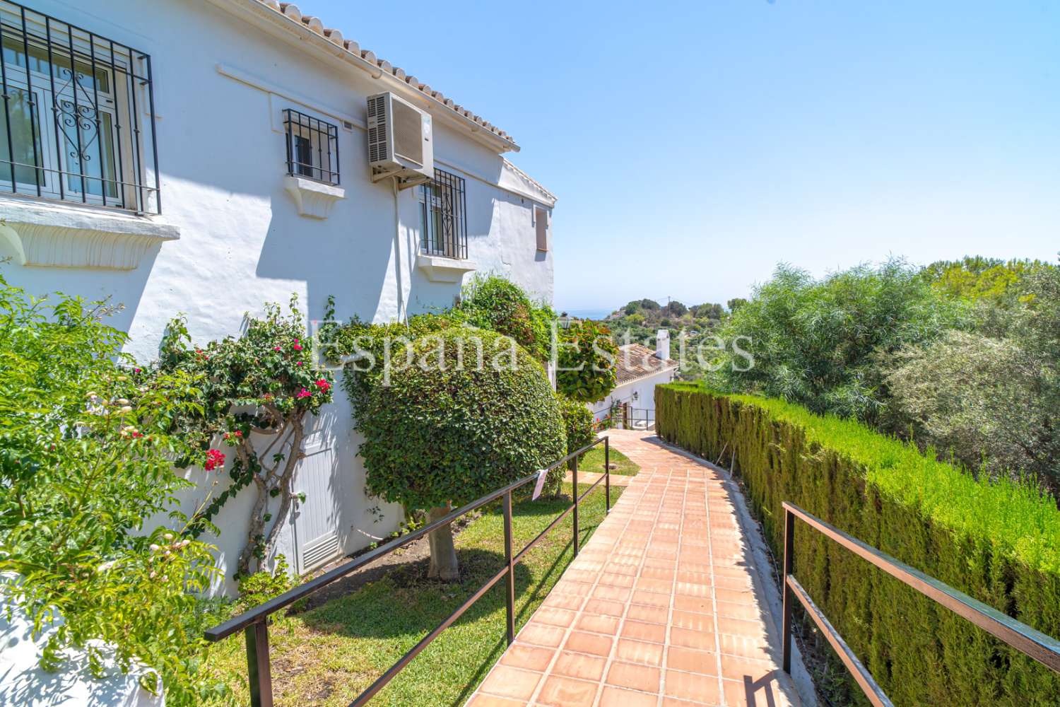 Charmant appartement avec jardin et terrasse !