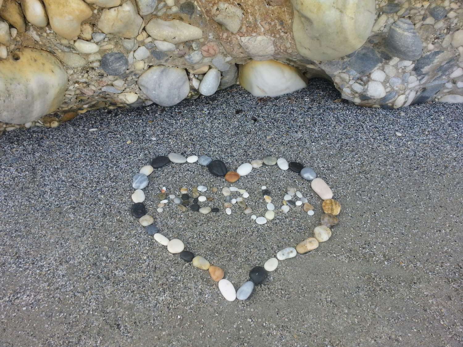 A stone's throw to the beach!