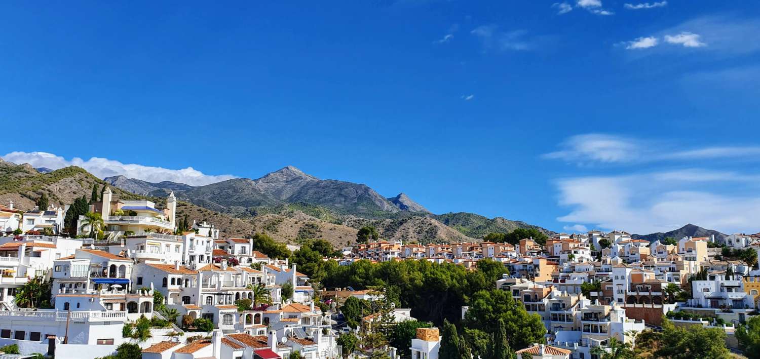 ¡Gran terraza con vistas al mar!