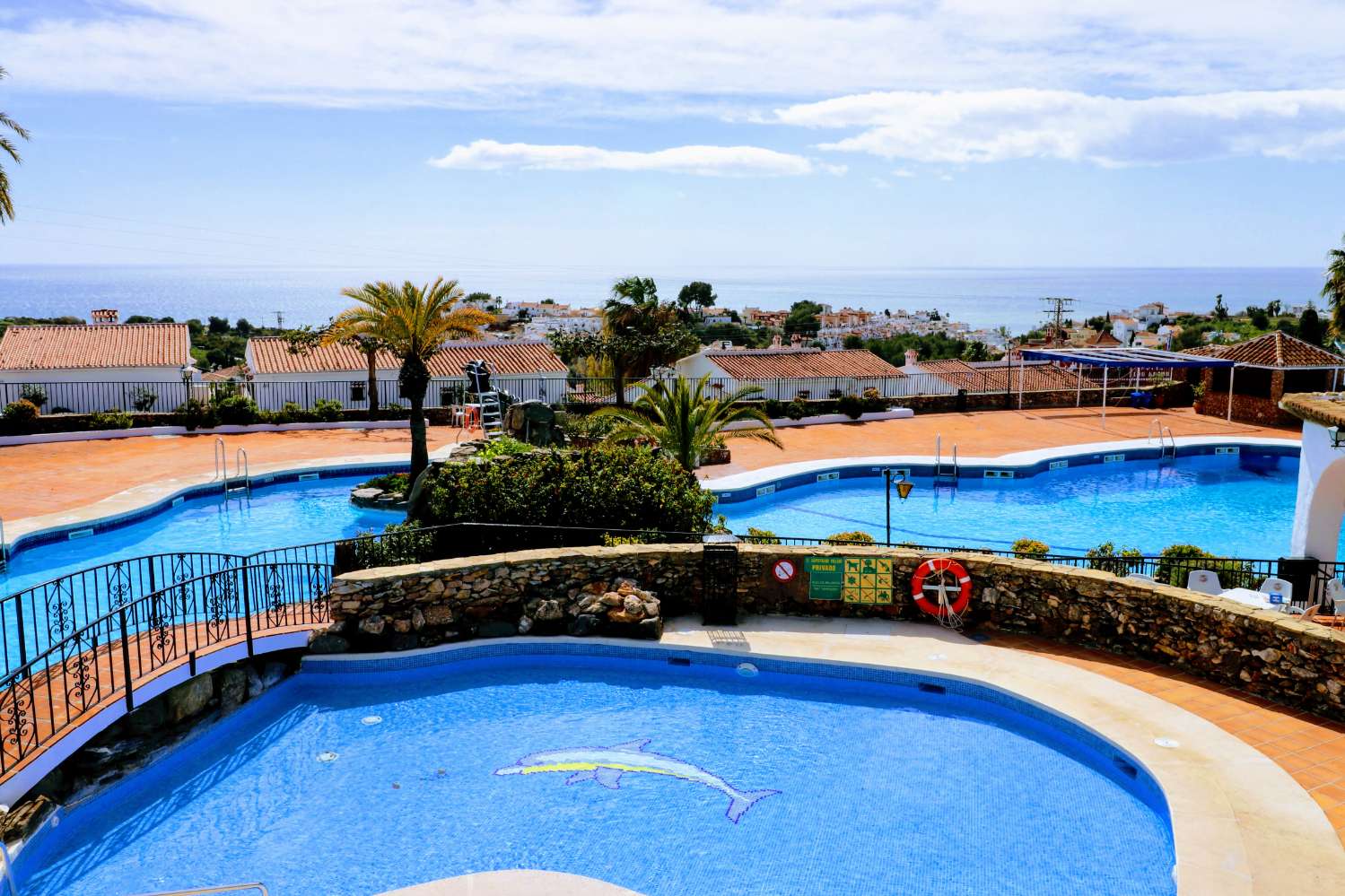 Grande terrasse avec vue sur la mer !