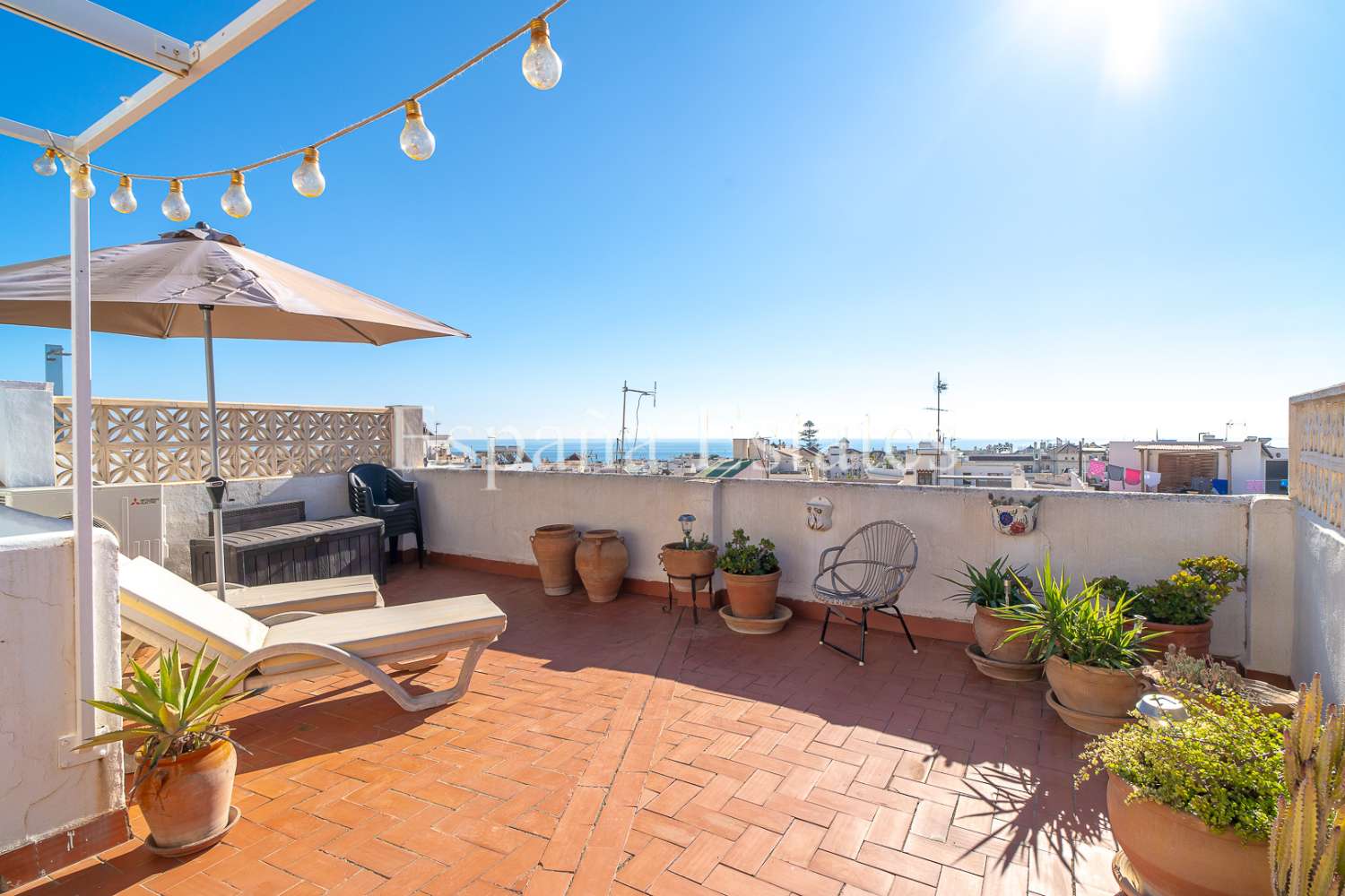 Apartment in Nerja with roof terrace!