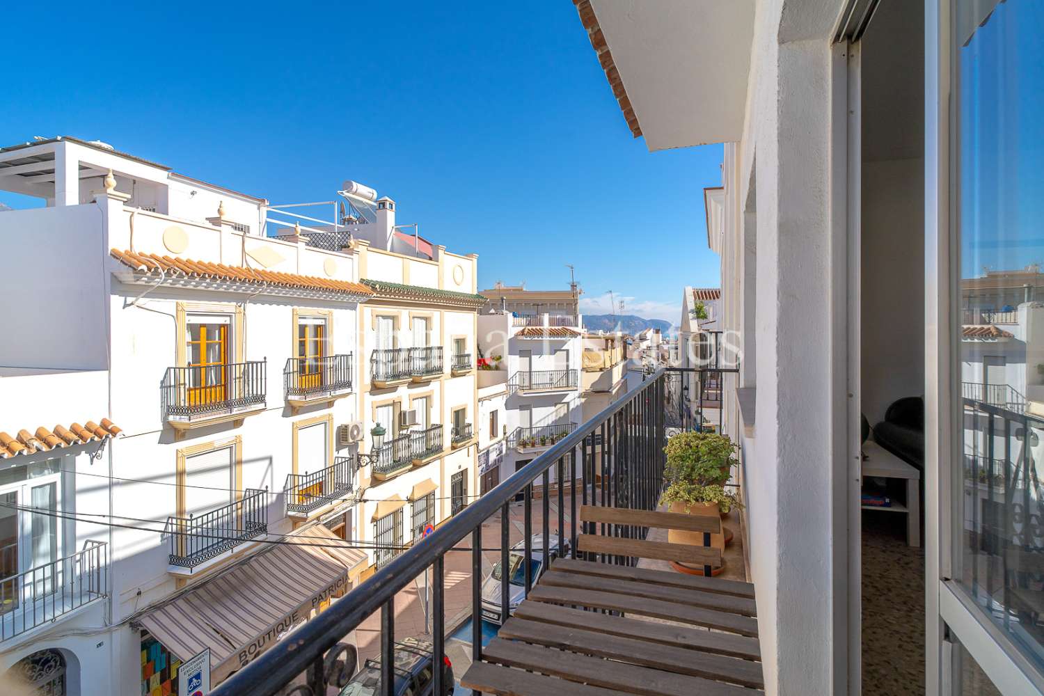 Apartment in Nerja with roof terrace!