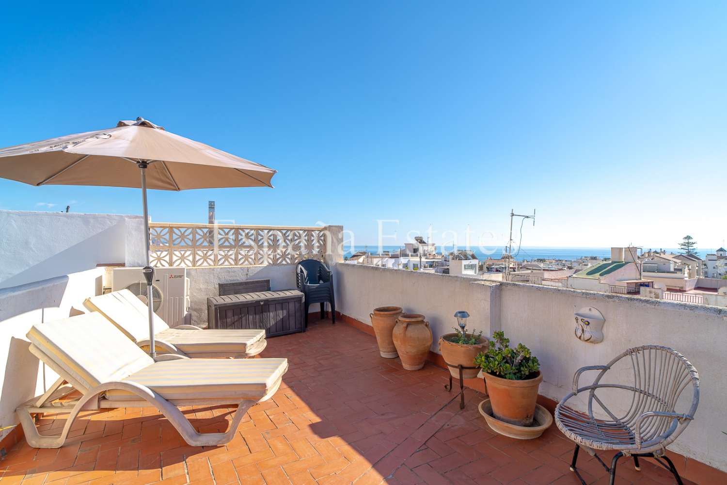 Apartment in Nerja with roof terrace!