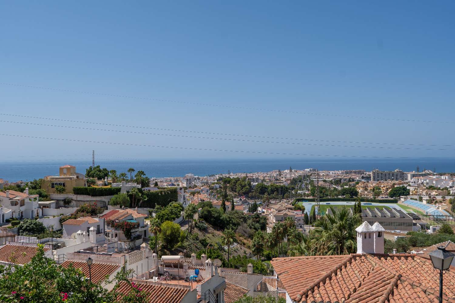 Villa con vistas al mar y piscina!