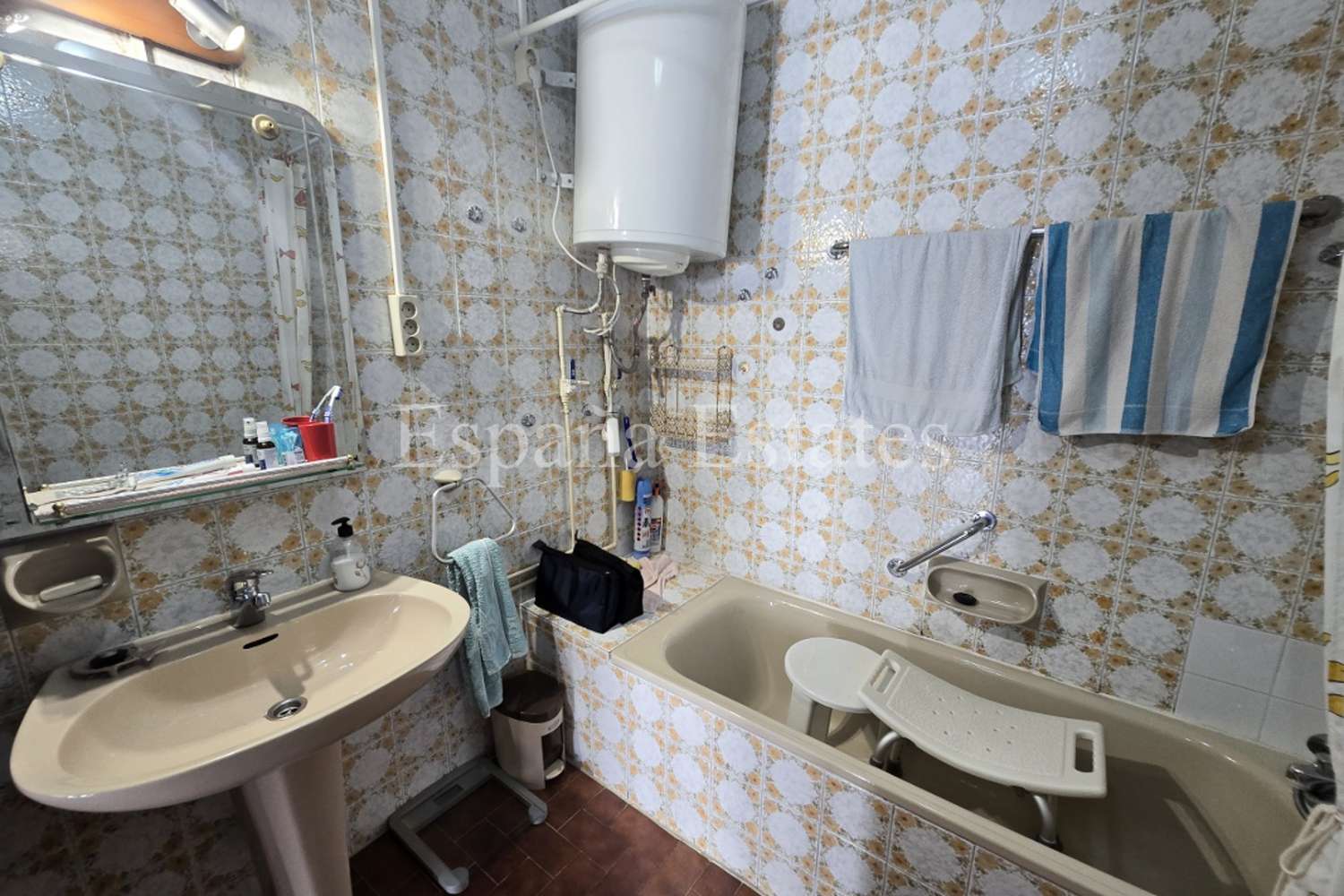 ¡Amplio apartamento con dos terrazas!