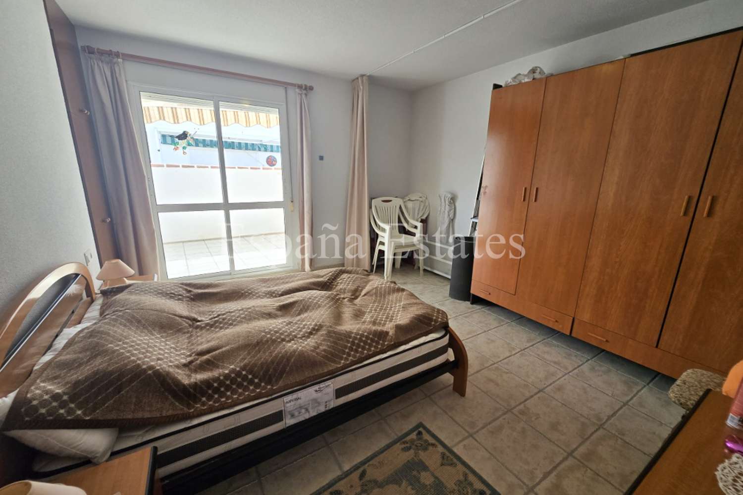 ¡Amplio apartamento con dos terrazas!