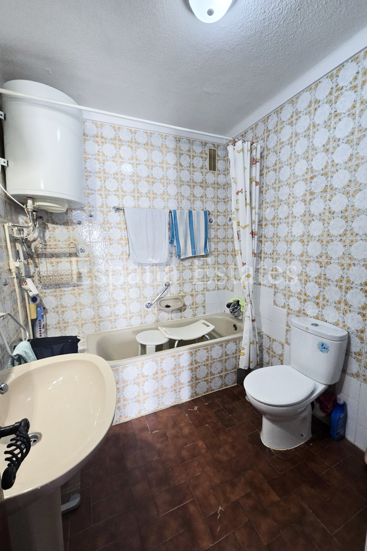 ¡Amplio apartamento con dos terrazas!