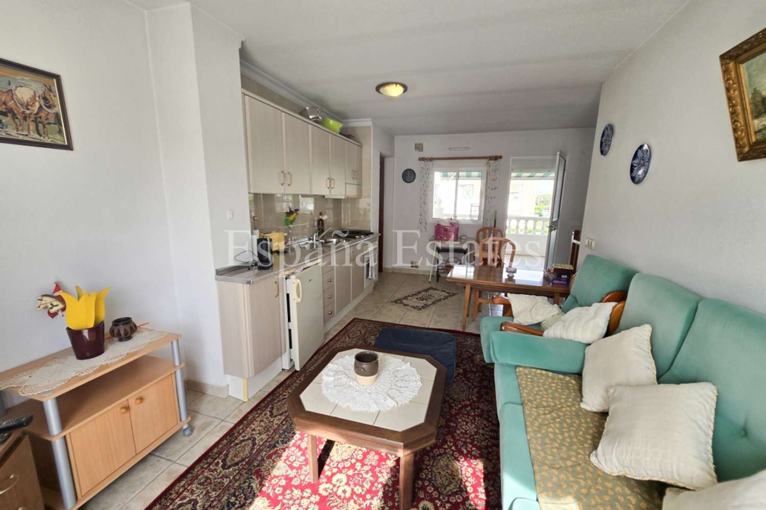 ¡Amplio apartamento con dos terrazas!