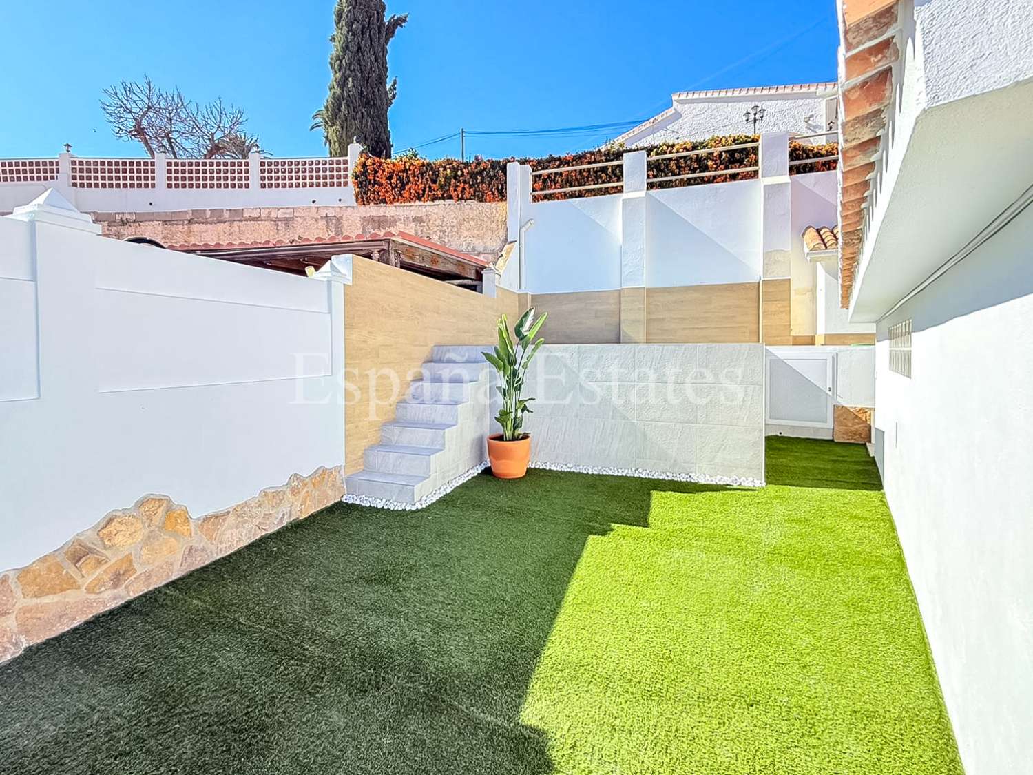 Maison rénovée avec piscine et vue sur la mer !