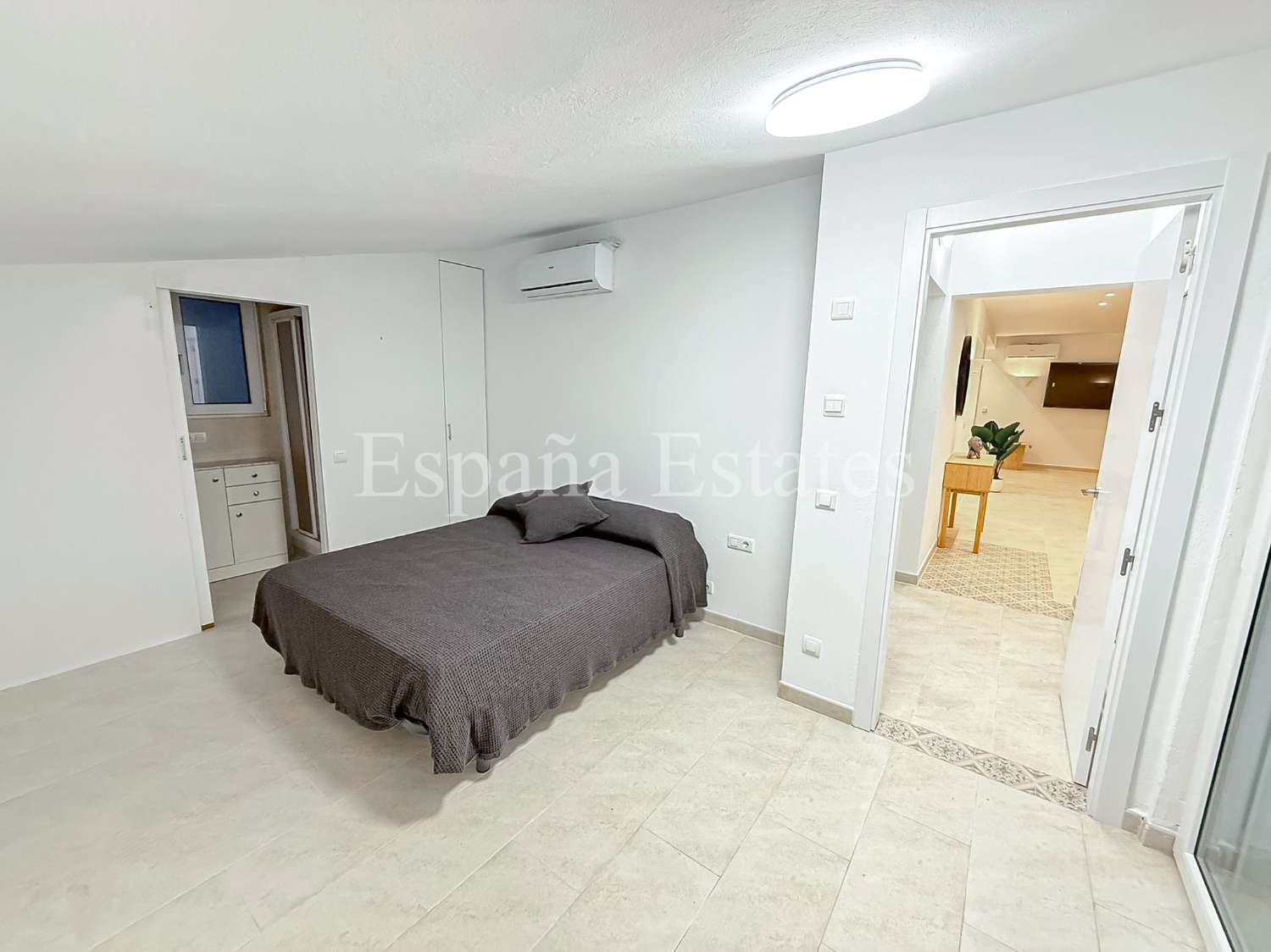 Maison rénovée avec piscine et vue sur la mer !