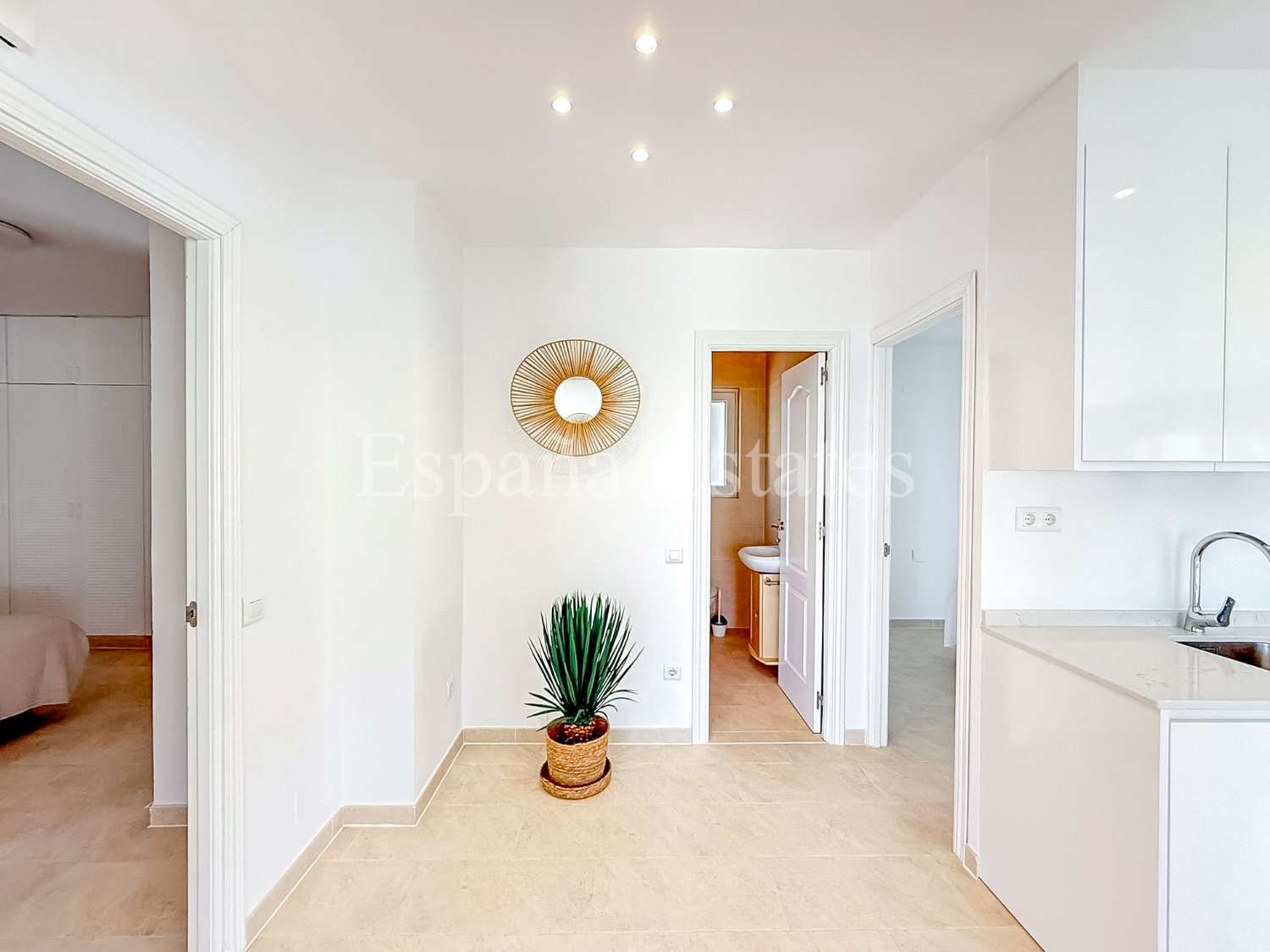 Maison rénovée avec piscine et vue sur la mer !