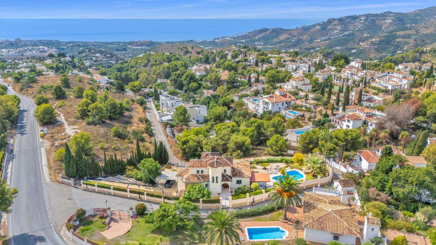 Luxury villa with panoramic views!