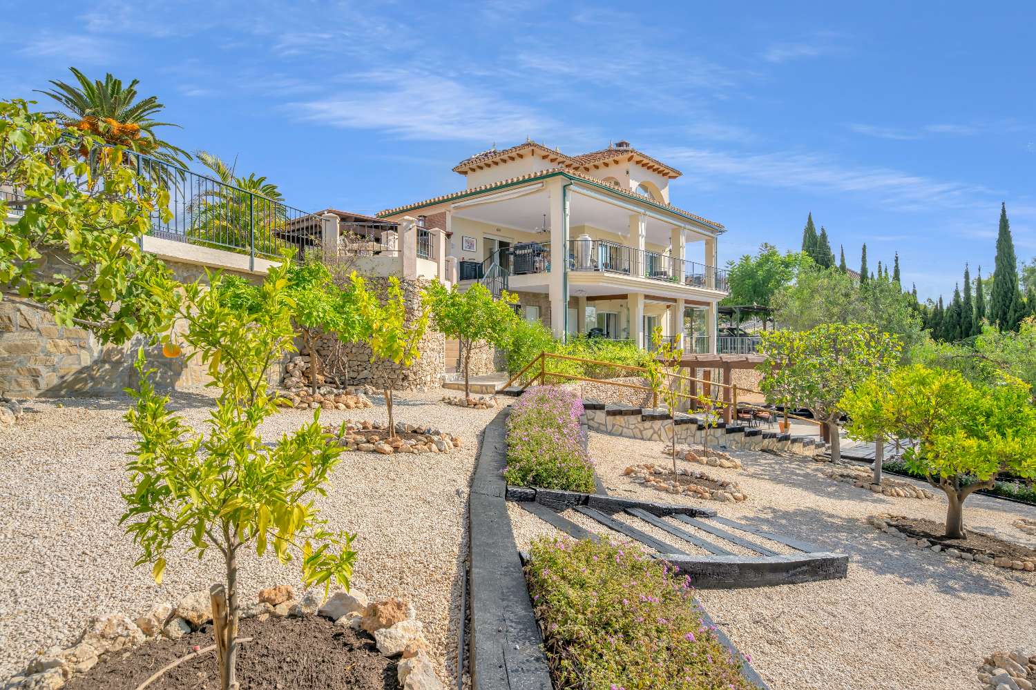 Luxury villa with panoramic views!