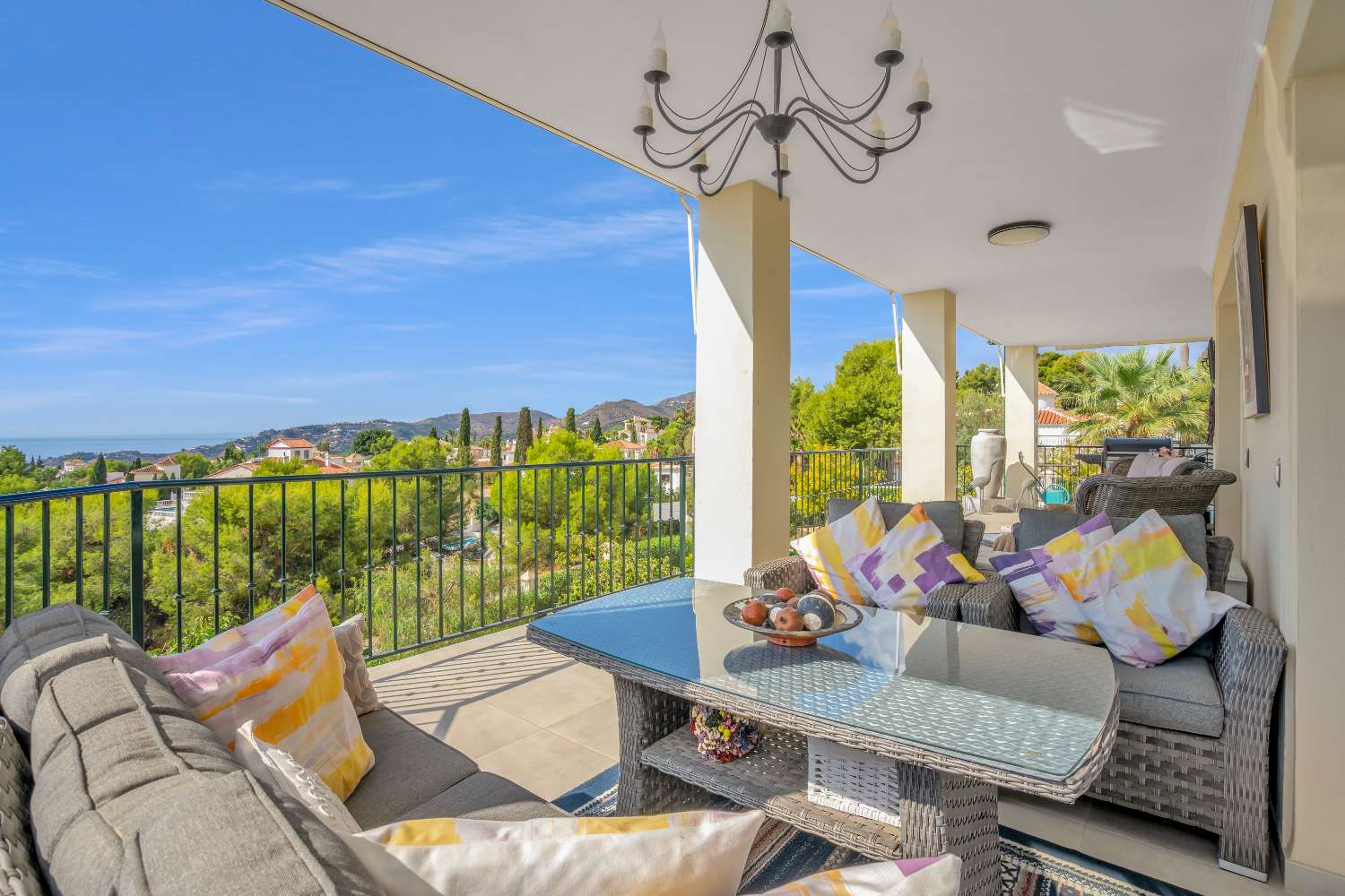 Luxury villa with panoramic views!