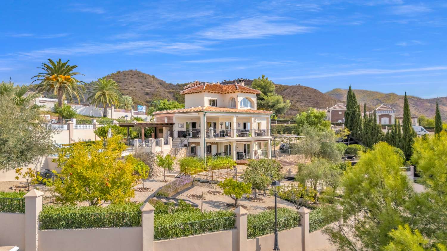 Luxury villa with panoramic views!