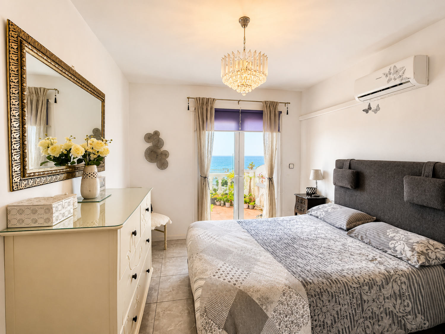 ¡Vistas al mar, terrazas privadas y terraza en la azotea!