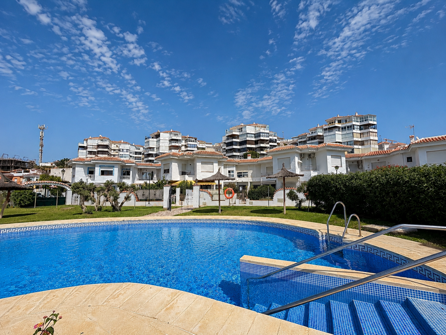 ¡Vistas al mar, terrazas privadas y terraza en la azotea!