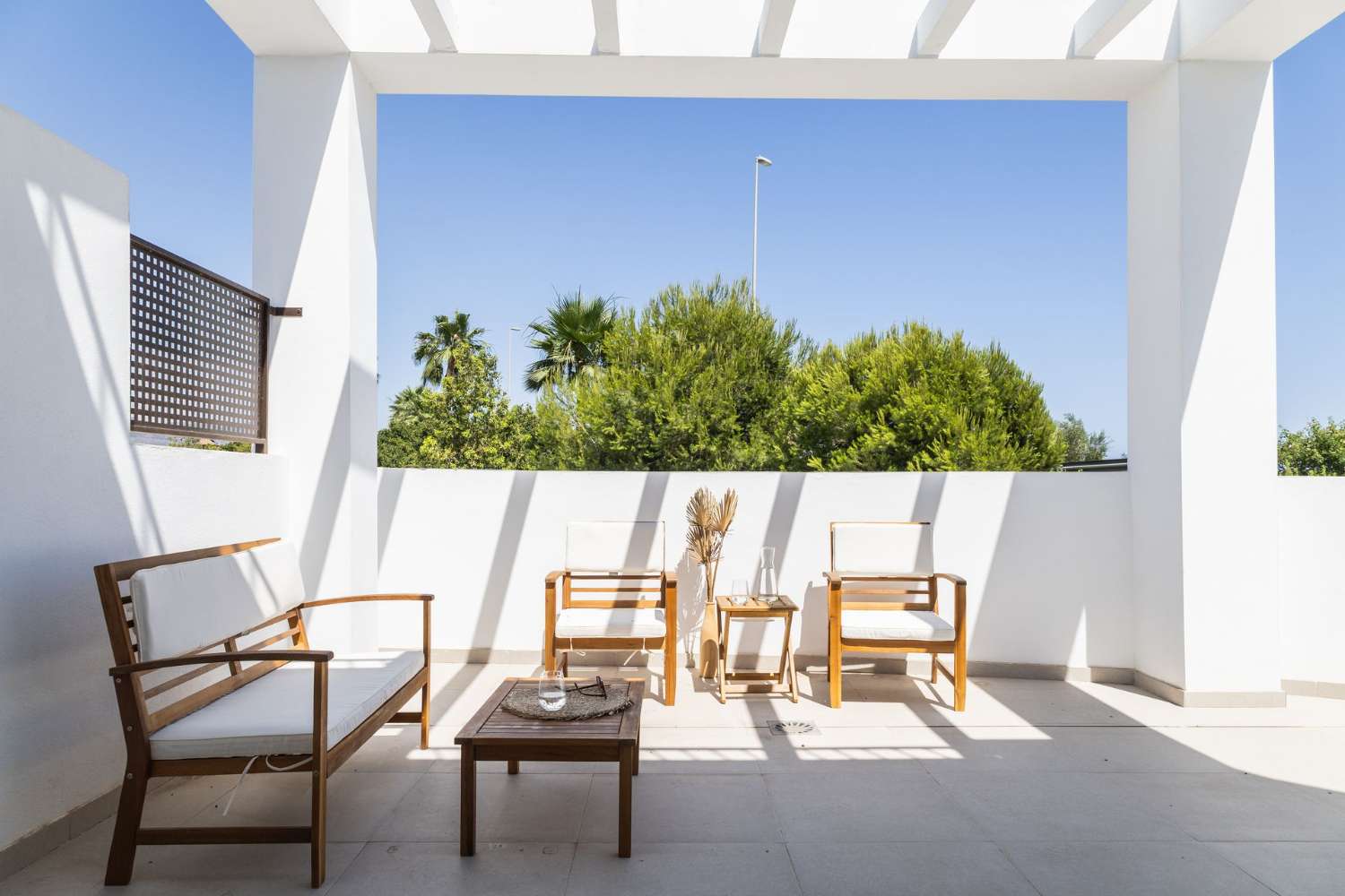 Beachfront with panoramic views!