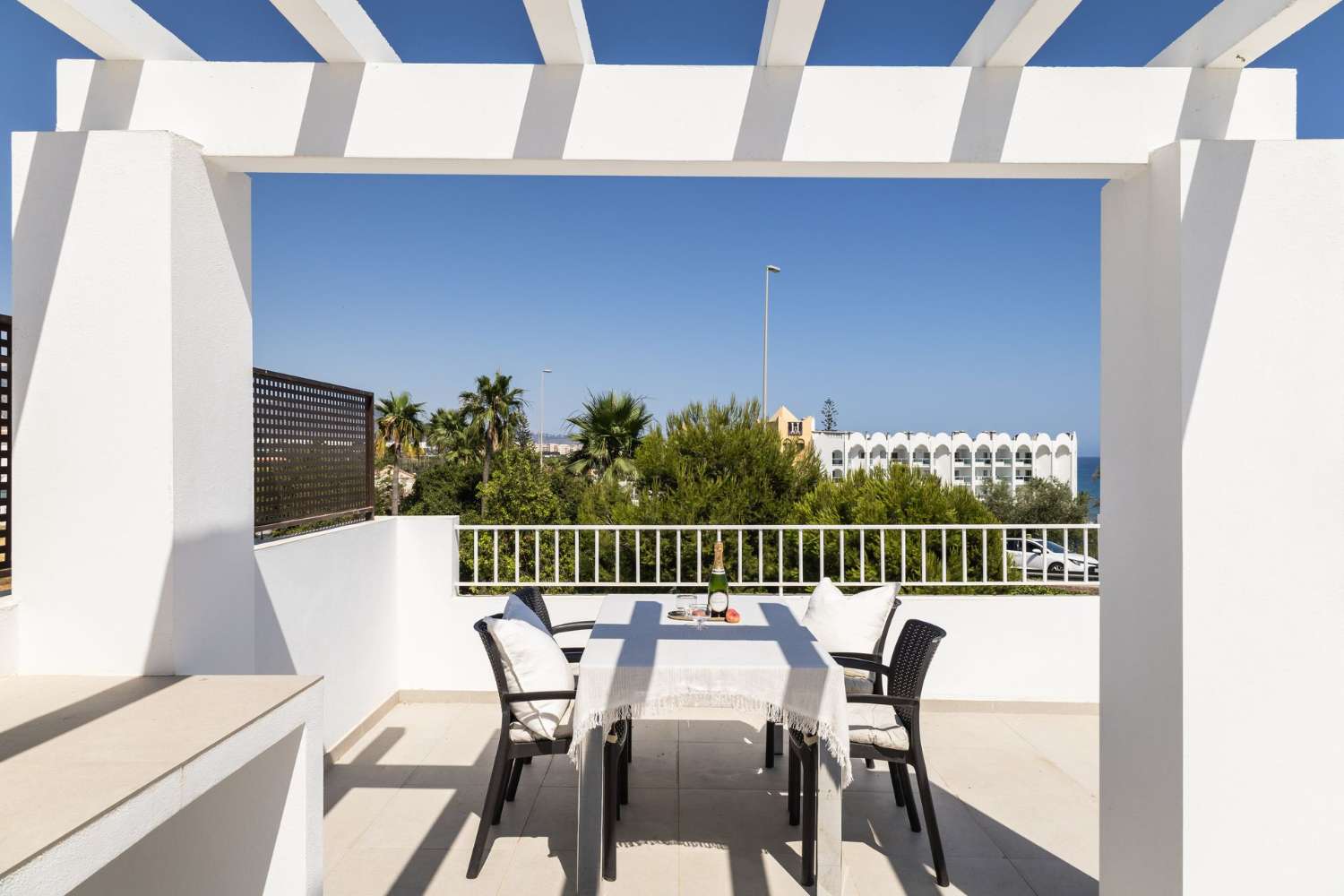 Beachfront with panoramic views!