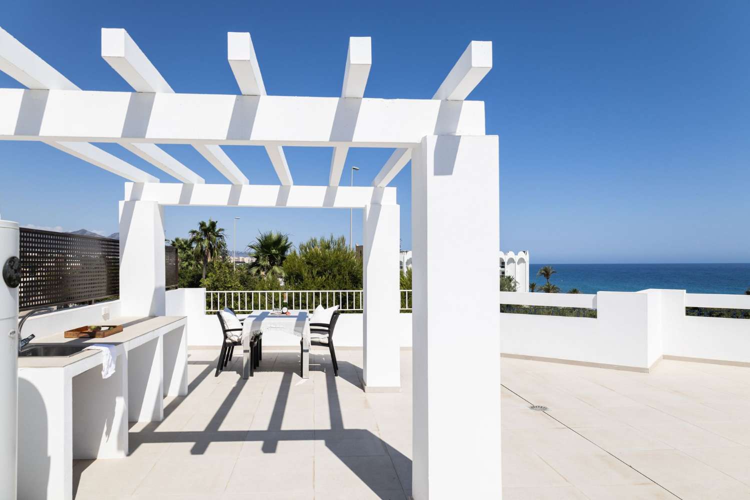 Beachfront with panoramic views!