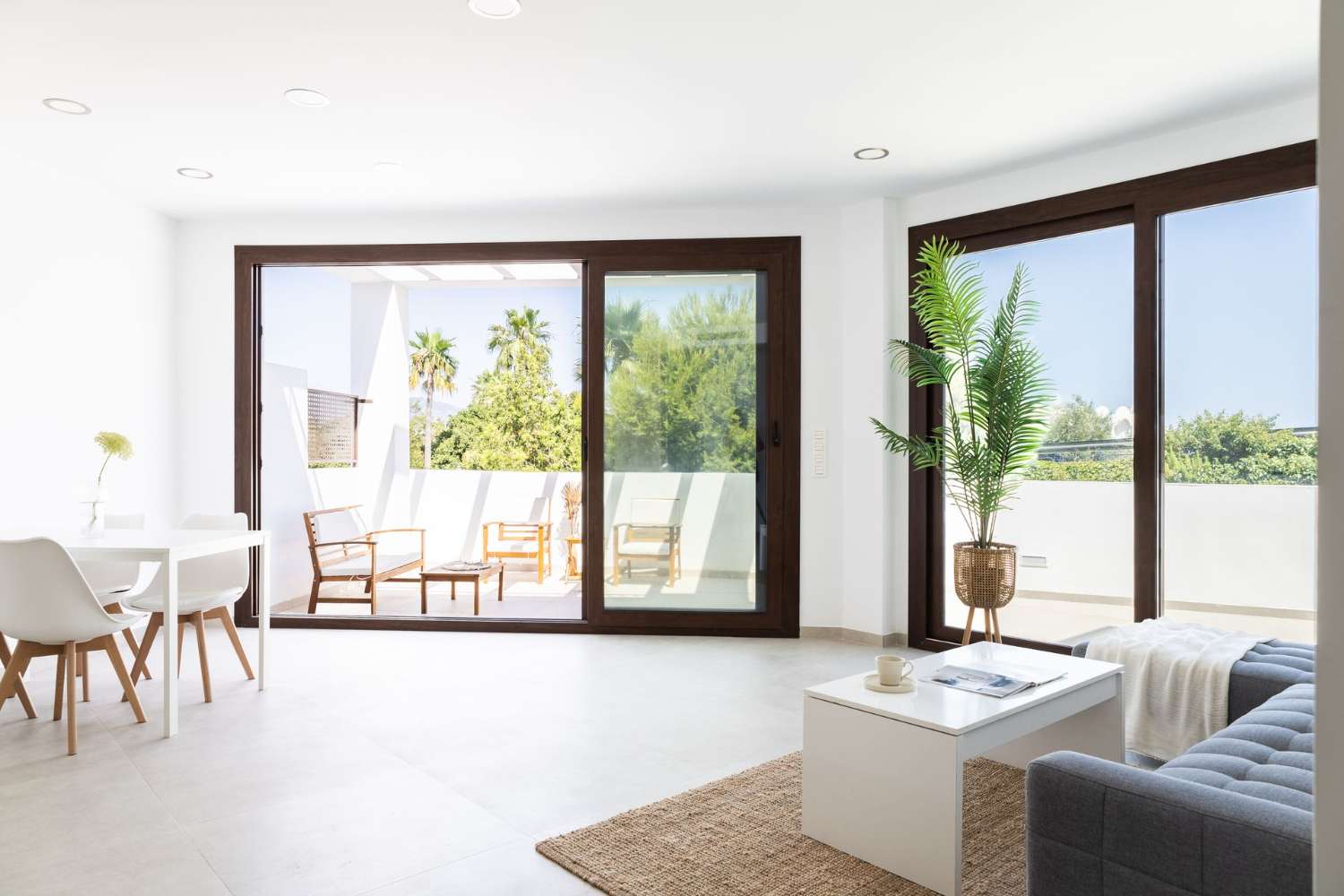 Beachfront with panoramic views!