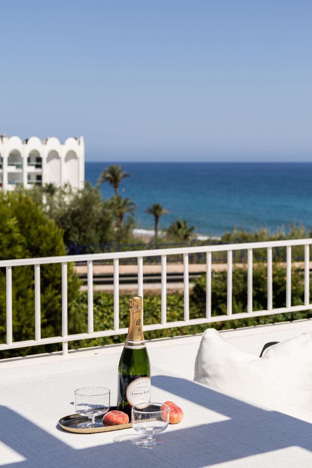 Beachfront with panoramic views!