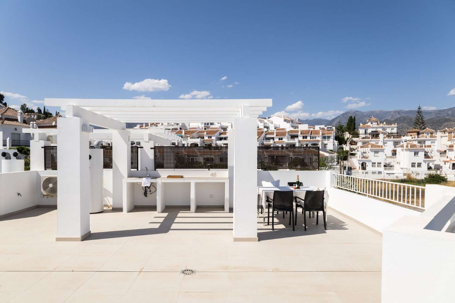 Beachfront with panoramic views!