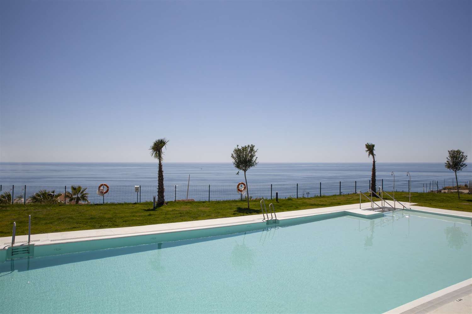 New development with unbeatable sea views!