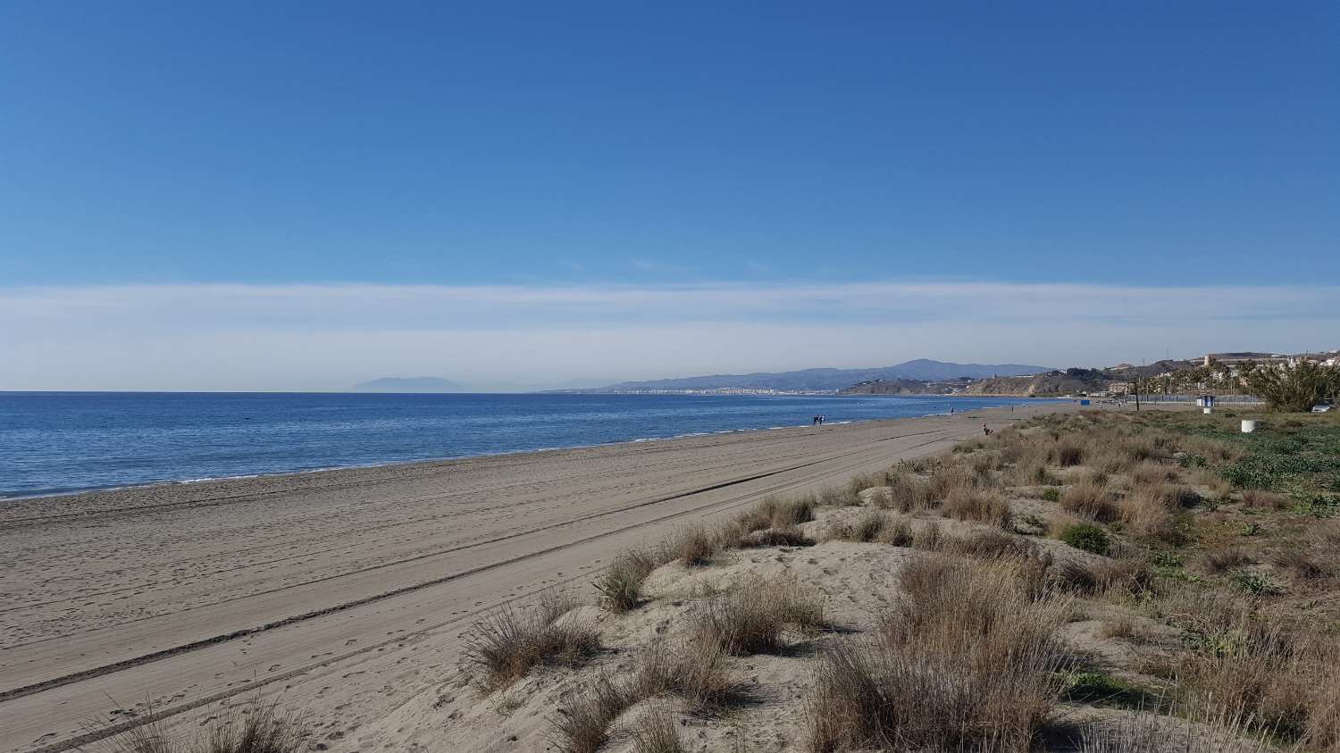 ¡Obra nueva cerca de la playa!